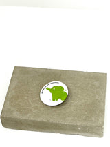 green elephant button